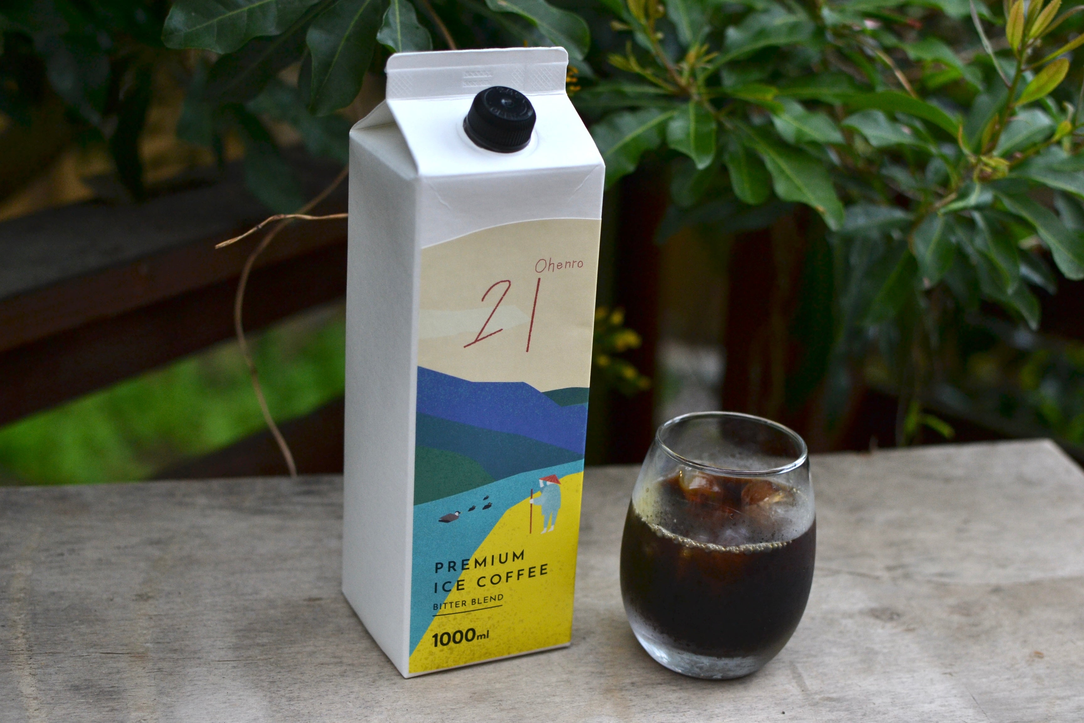 プレミアムアイスコーヒー〈無糖〉1000ml