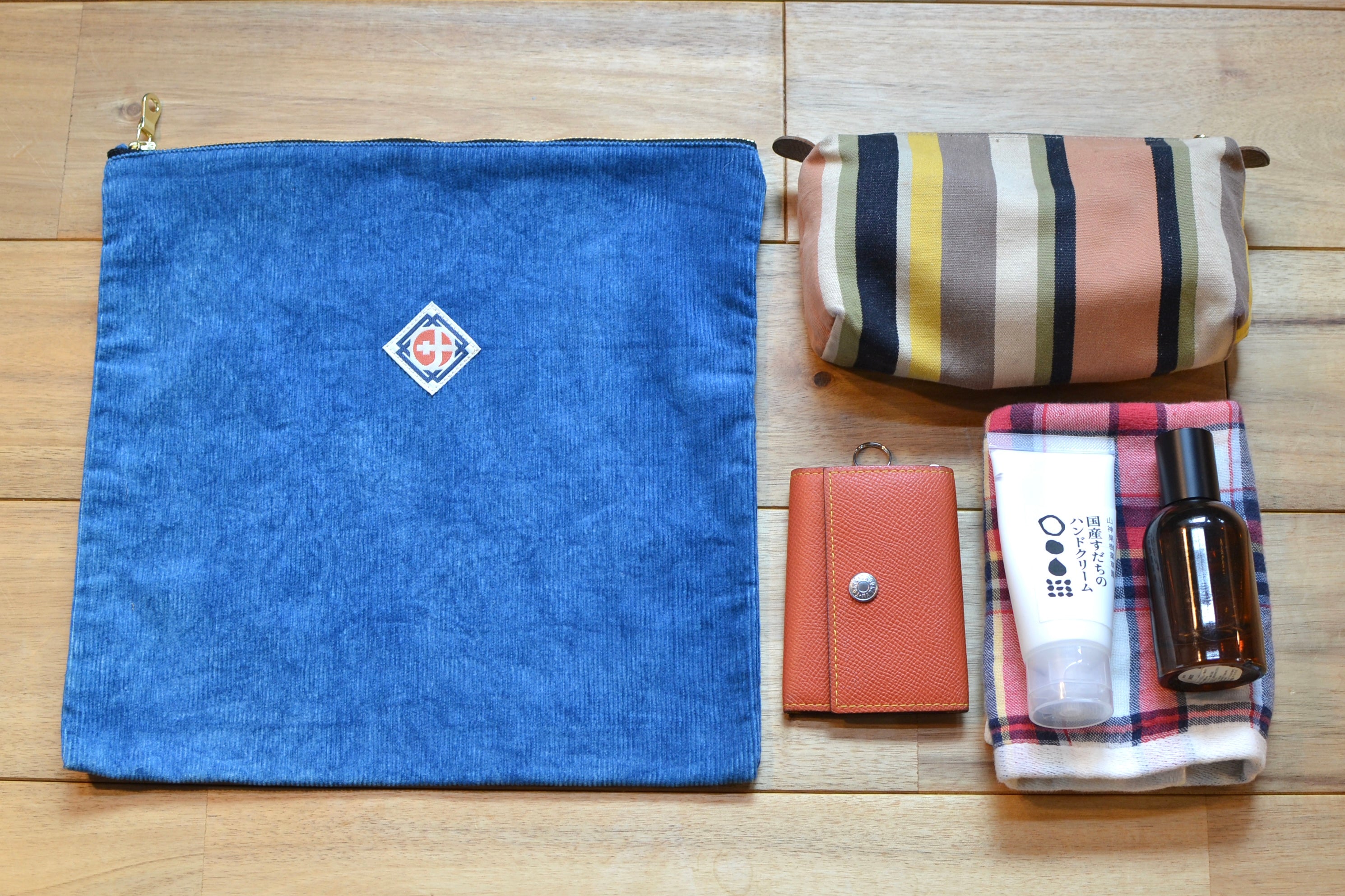 Travel pouch -Indigo dye-