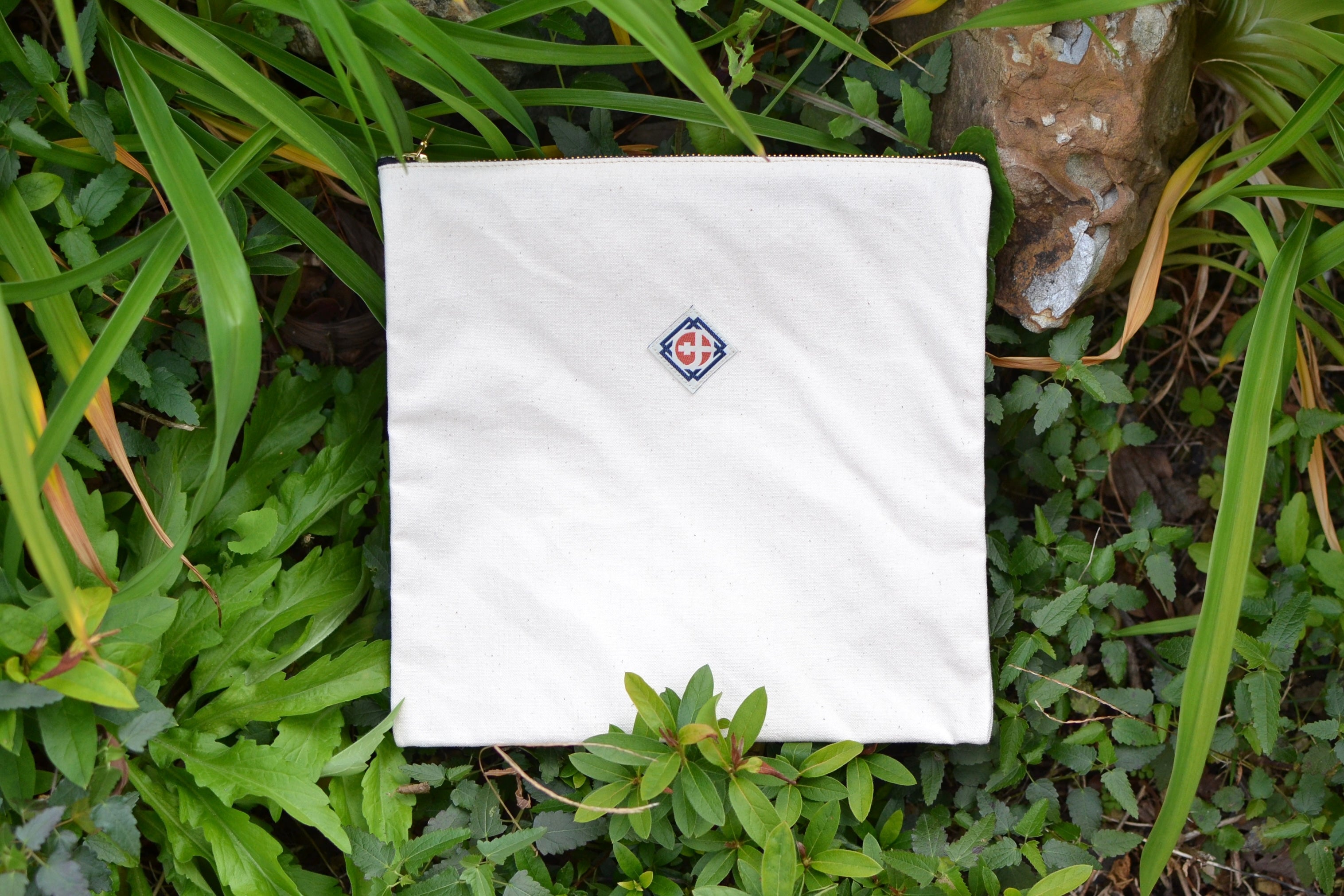 Travel pouch - off-white -
